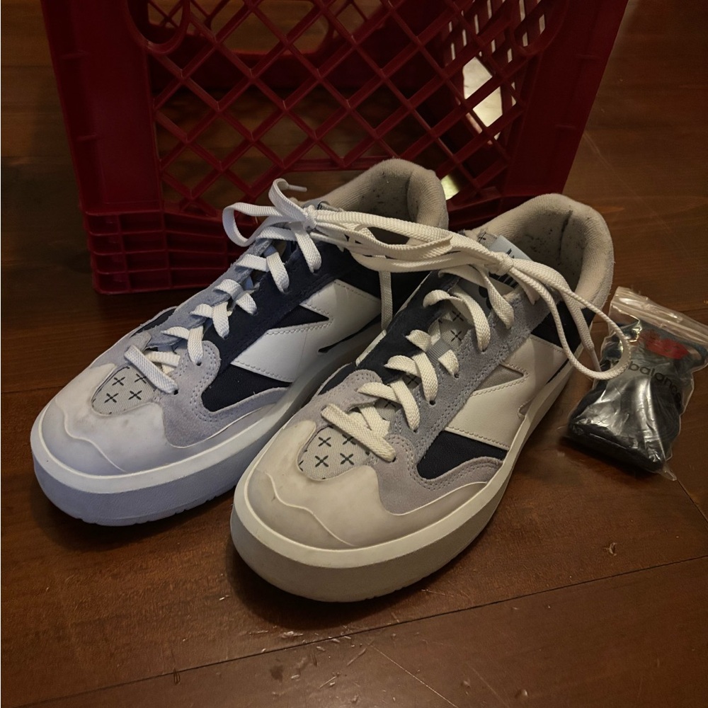 New Balance White and Blue Retro Sneakers